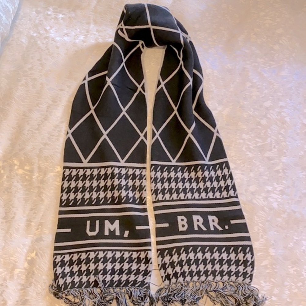 🆕NWT Easy Tiger XXX UM, BRR Black & Gray Scarf